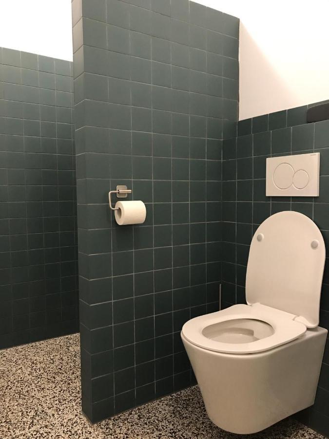 Huis nummer 1 Eindhoven Buitenkant foto